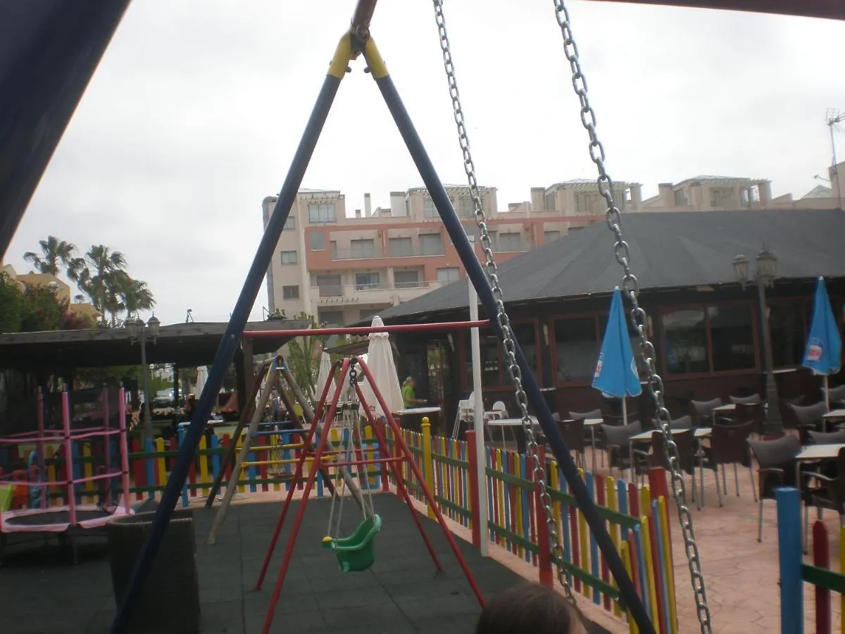Apartamento Con Jacuzzi Privado Y Parking Apartment Vera 0*,
